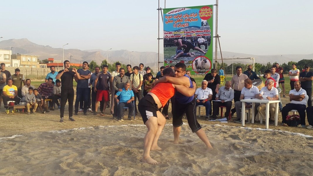 گزارش تصویری از حضور فرماندار صحنه در اولين مسابقه استاني زوران كه در شهرستان صحنه برگزار گرديد.