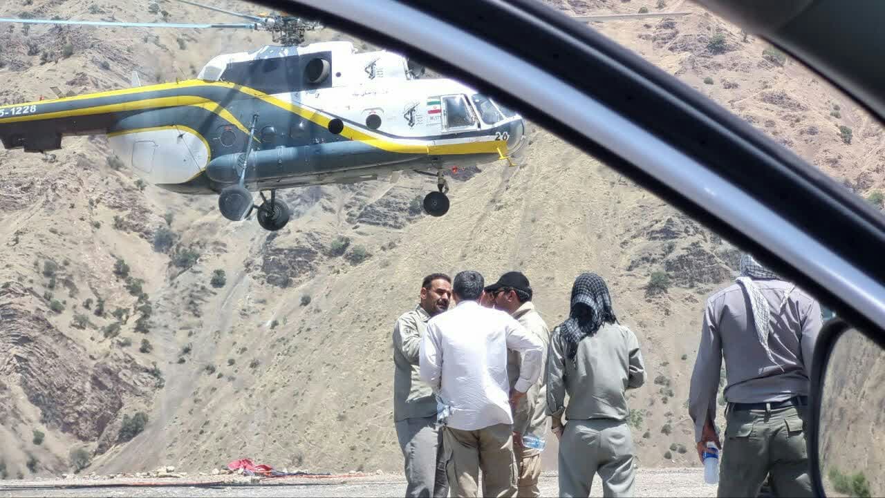 تلاشها برای اطفای حریق آتش سوزی منطقه بلبزان پاوه همچنان ادامه دارد